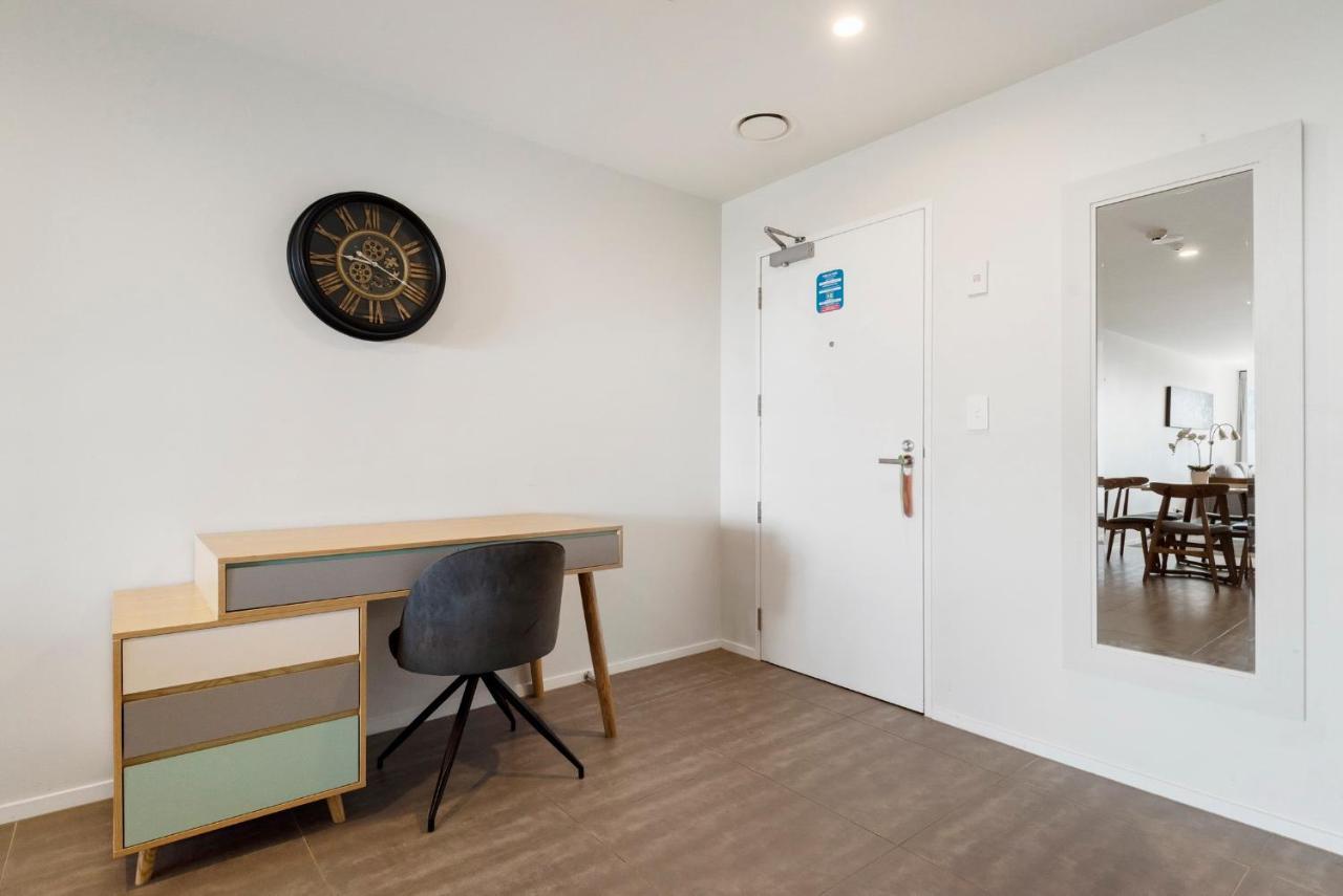Fernz Motel & Apartments Birkenhead Auckland Exterior photo A typical apartment at the new student village
